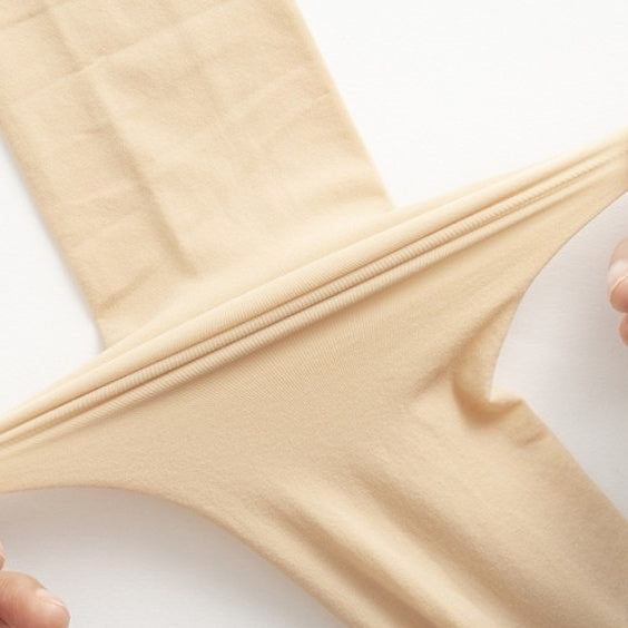 Classic Daywear・40D Semi-Sheer Velvet Tights・Classic Collection・6010